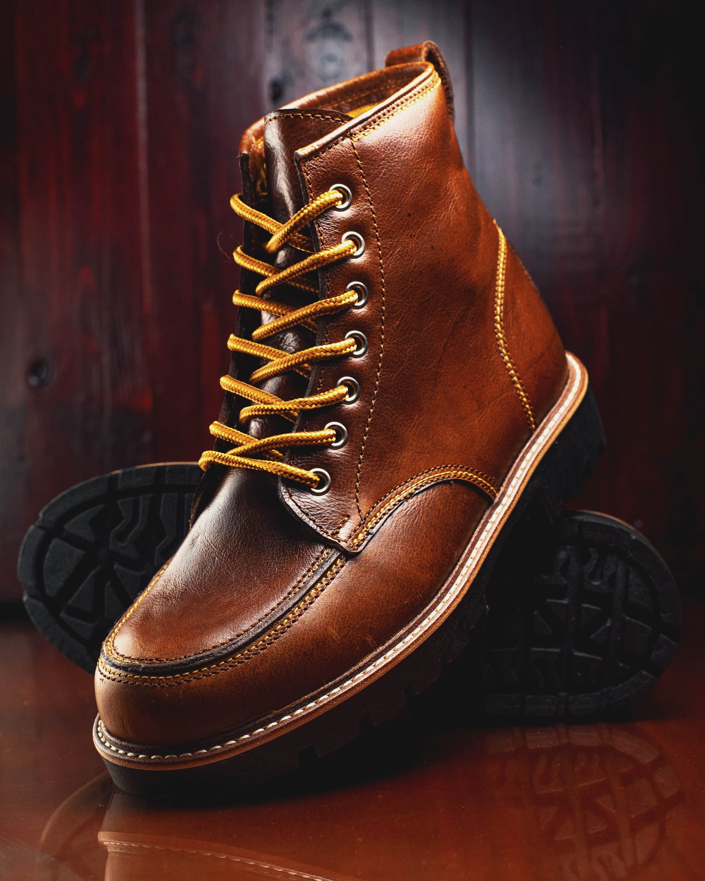 Moc Toe Envejecido Brillante